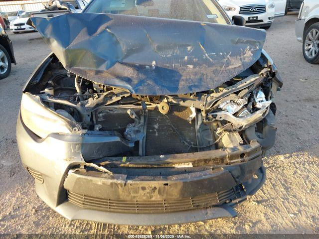 Toyota Corolla Le Image 17