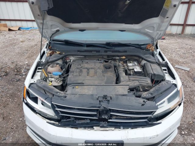 Volkswagen Jetta 2.0l Tdi S Image 9