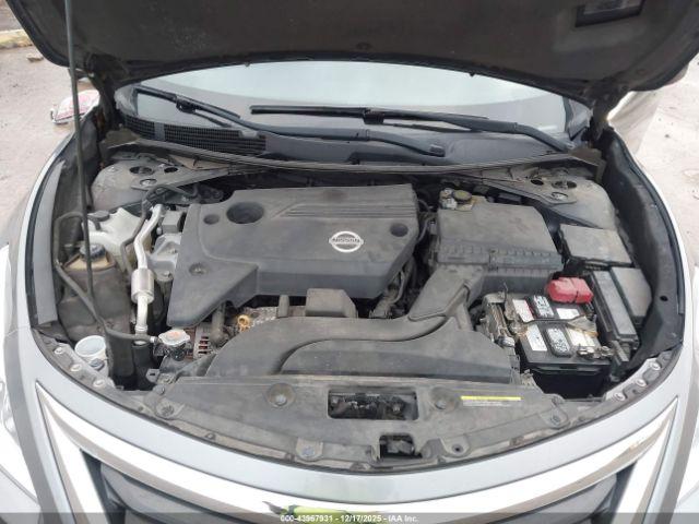 Nissan Altima 2.5 S Image 11