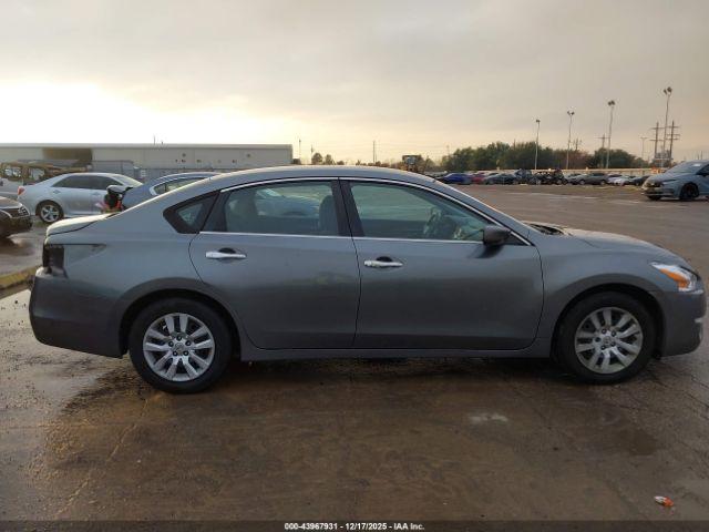 Nissan Altima 2.5 S Image 14