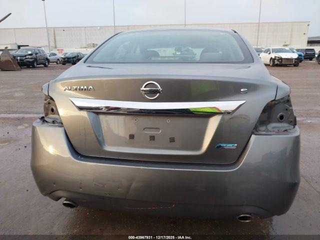 Nissan Altima 2.5 S Image 13