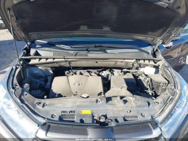 Toyota Highlander Xle Image 4