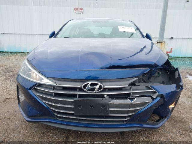 Hyundai ELANTRA Sel Image 3