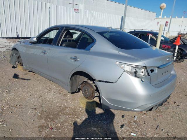 INFINITI Q50 3.0t Luxe Image 3