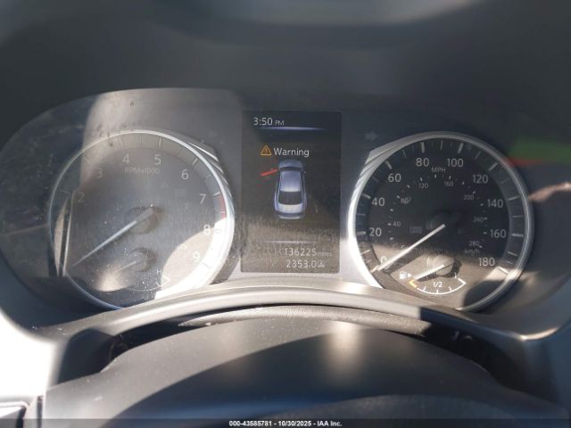 INFINITI Q50 3.0t Luxe Image 7