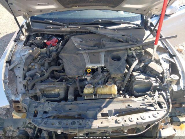 INFINITI Q50 3.0t Luxe Image 12