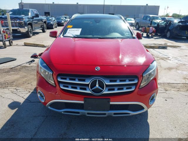 Mercedes-Benz GLA Image 5