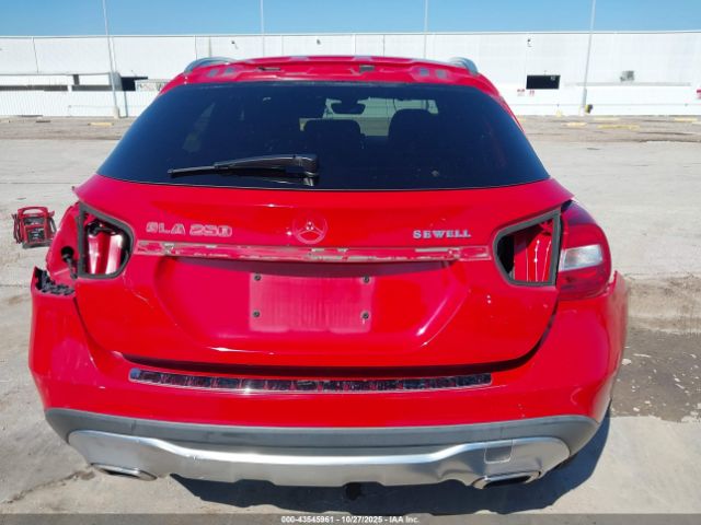 Mercedes-Benz GLA Image 7