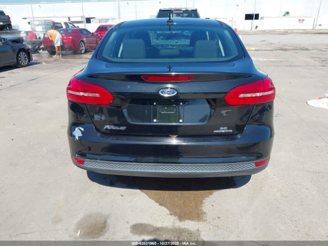 Ford Focus Se Image 18