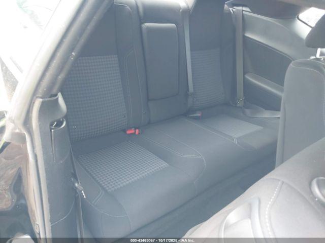 Dodge Challenger Sxt Image 7