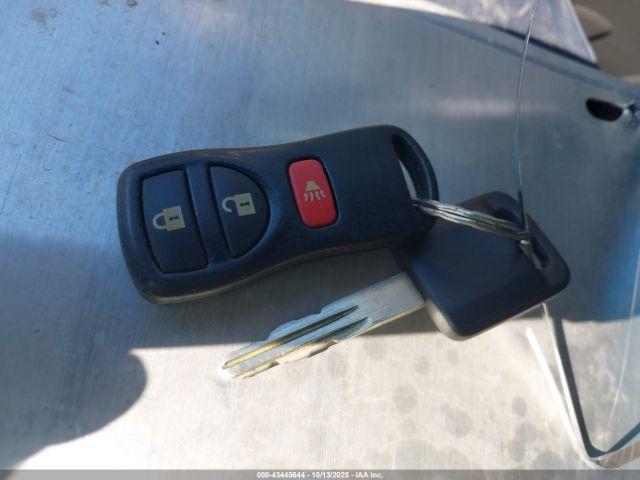 Nissan Xterra Se Image 2