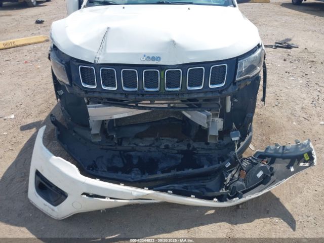 Jeep Compass Sun And Wheel Fwd Image 5