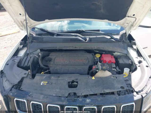 Jeep Compass Sun And Wheel Fwd Image 8