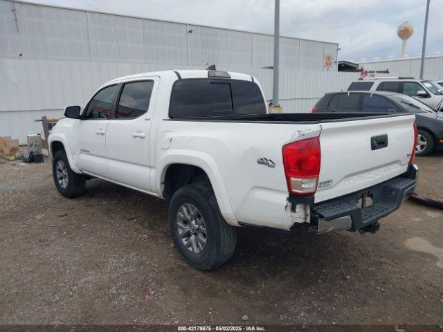 Toyota Tacoma Sr5 V6 Image 10