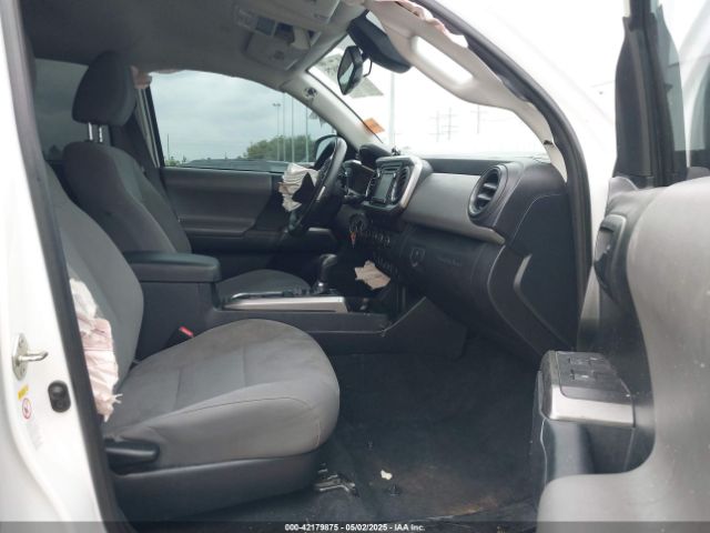 Toyota Tacoma Sr5 V6 Image 16