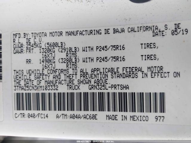 Toyota Tacoma Sr5 V6 Image 13