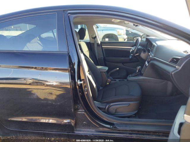 Hyundai ELANTRA Value Edition Image 6