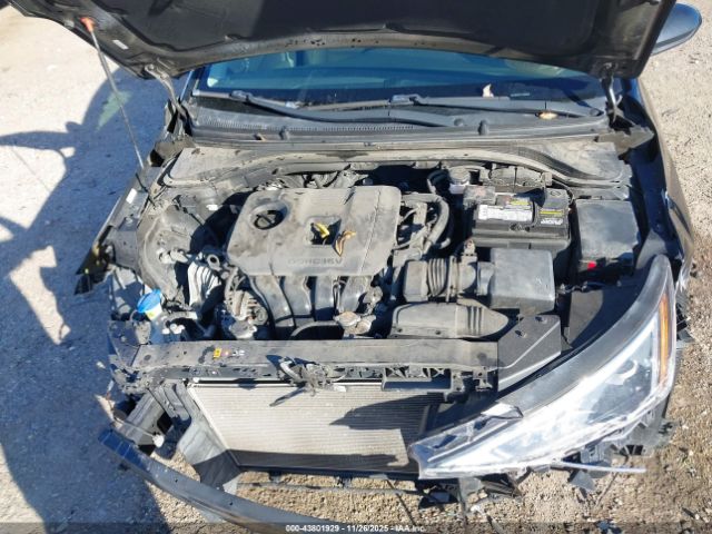 Hyundai ELANTRA Value Edition Image 4