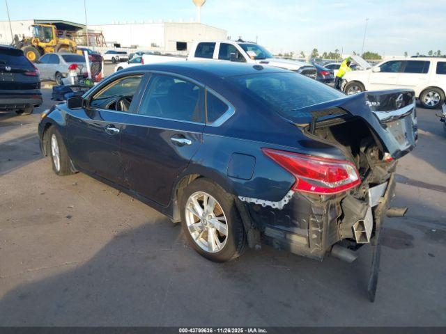 Nissan Altima 2.5 Sv Image 8