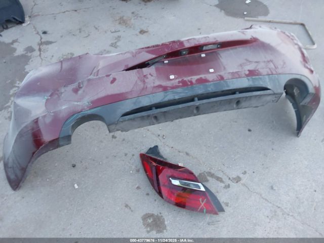 Buick Regal Turbo Sport Touring Image 3