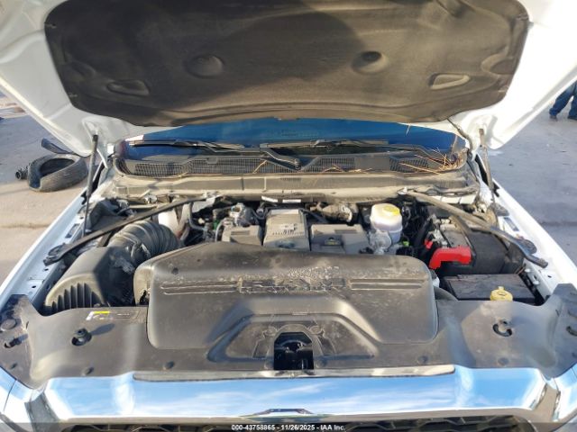 Ram 2500 Tradesman  4x4 6'4 Box Image 5