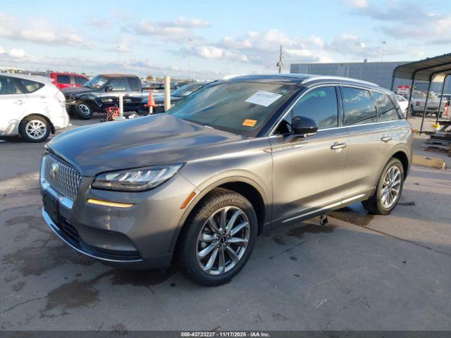 Lincoln Corsair Standard Image 7