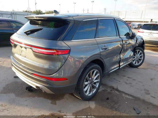 Lincoln Corsair Standard Image 6