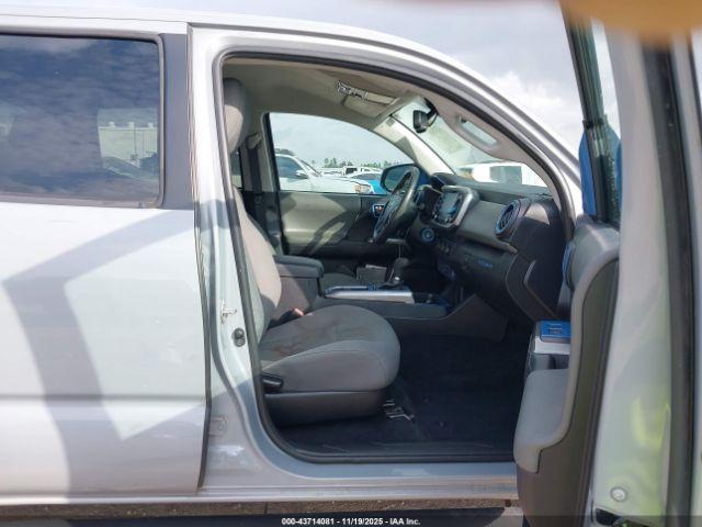 Toyota Tacoma Sr5 V6 Image 2