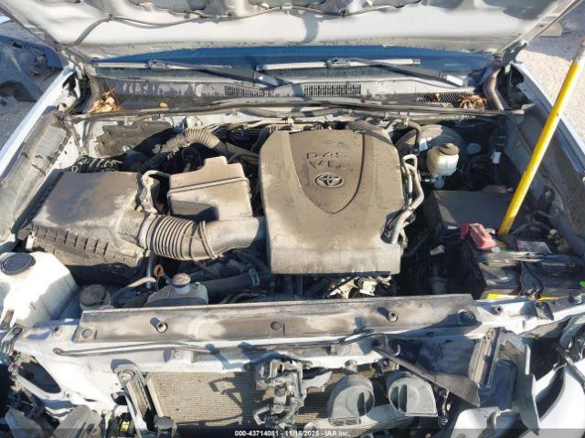 Toyota Tacoma Sr5 V6 Image 11