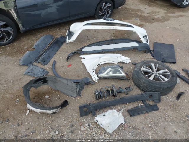 Toyota RAV4 Xle Image 14