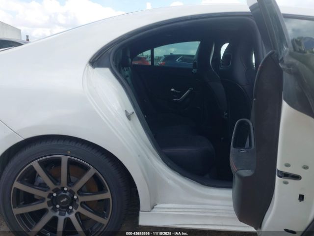 Mercedes-Benz Cla-class Image 7