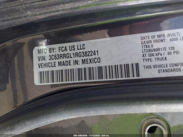 Ram 3500 Tradesman  4x4 8' Box Image 10