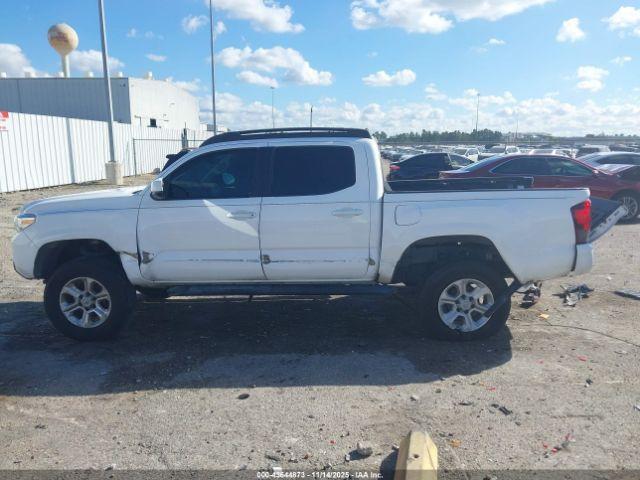 Toyota Tacoma Sr Image 14