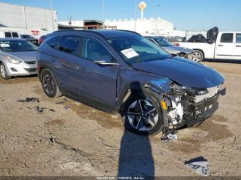  Salvage Hyundai TUCSON