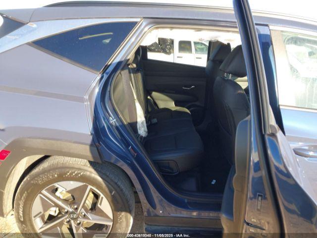Hyundai TUCSON Sel Convenience Image 4