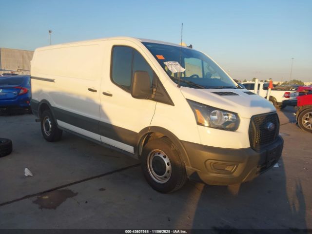 Ford Transit Image 1