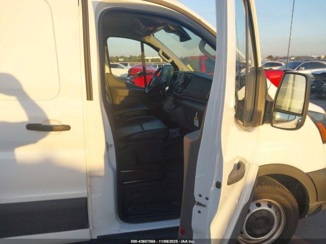 Ford Transit Image 13