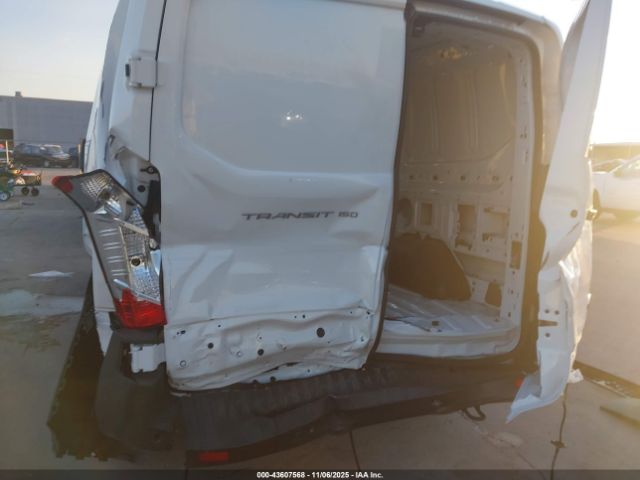 Ford Transit Image 9