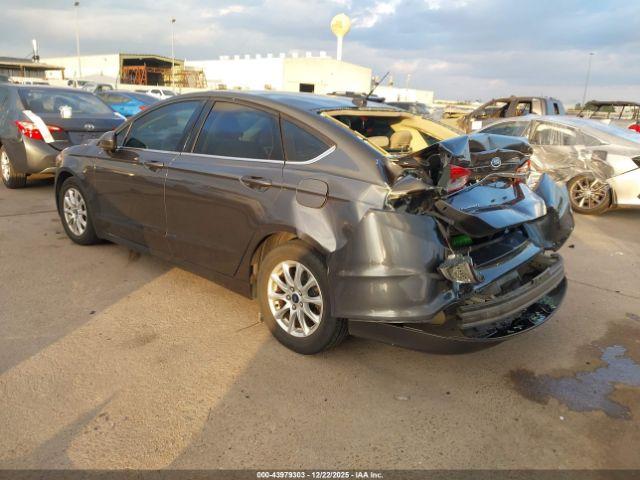 Ford Fusion S Image 13