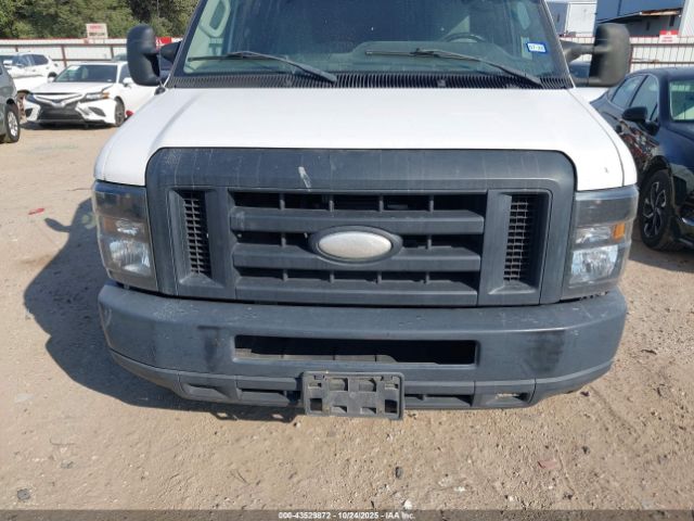 Ford E-250 Commercial Image 6