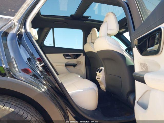 Mercedes-Benz GLC 4matic Suv Image 5