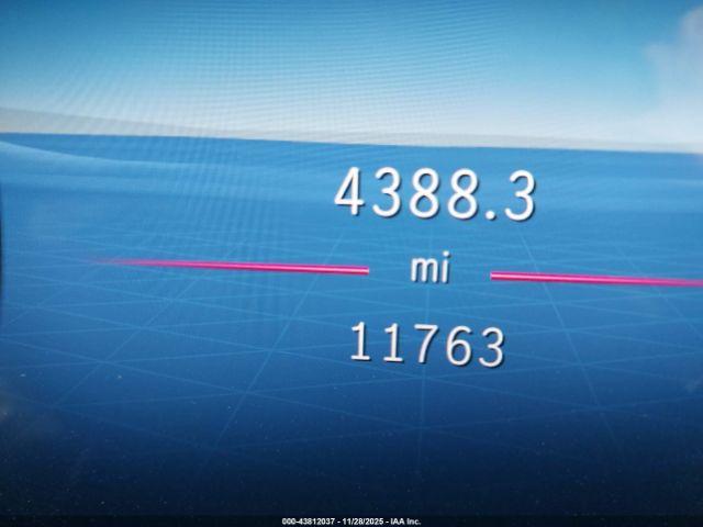 Mercedes-Benz GLC 4matic Suv Image 2