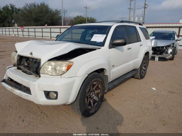 Toyota 4Runner Sr5 V6 Image 2