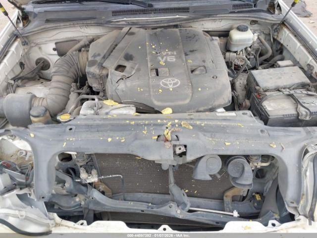 Toyota 4Runner Sr5 V6 Image 10
