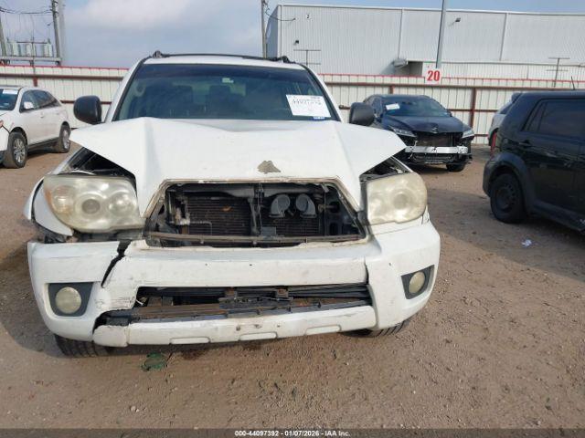 Toyota 4Runner Sr5 V6 Image 13