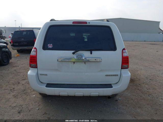 Toyota 4Runner Sr5 V6 Image 7