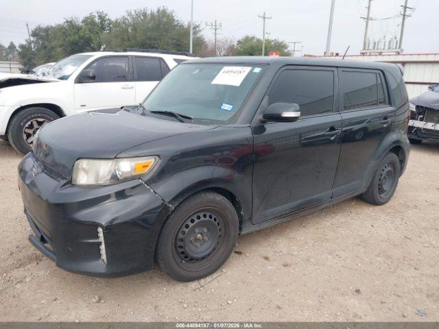 Scion xB Image 5