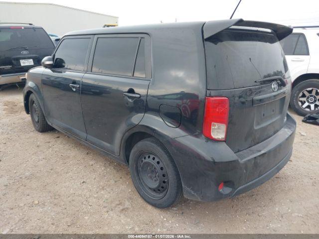 Scion xB Image 6