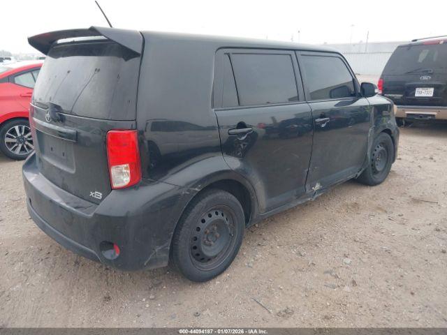 Scion xB Image 3