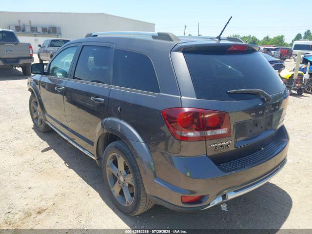 Dodge Journey Crossroad Image 5